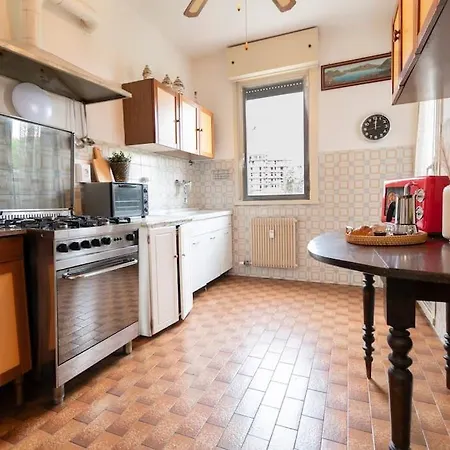 We - Corelli21 Apartament